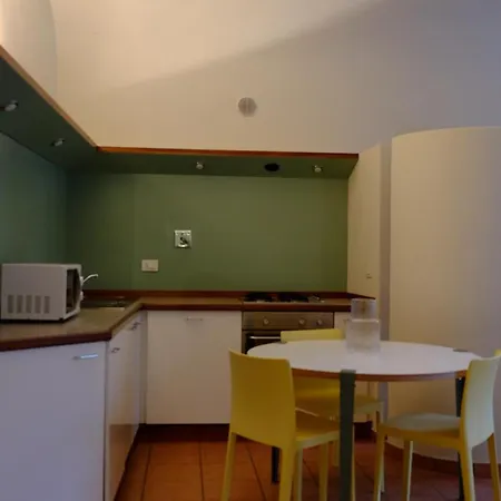 Centro Vicino Al Duomo Ac E Wi-fi דירה *